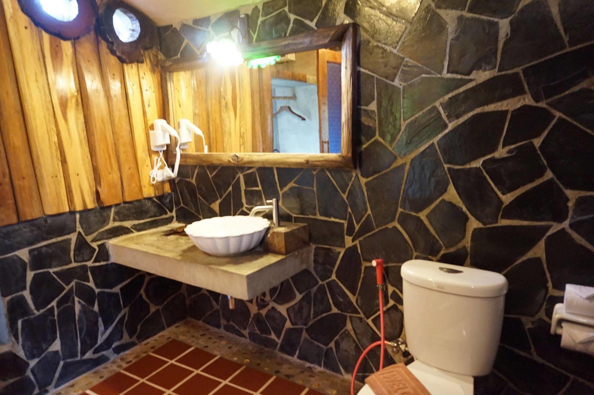 王南安科 班丁旺南科旅馆酒店 外观 照片